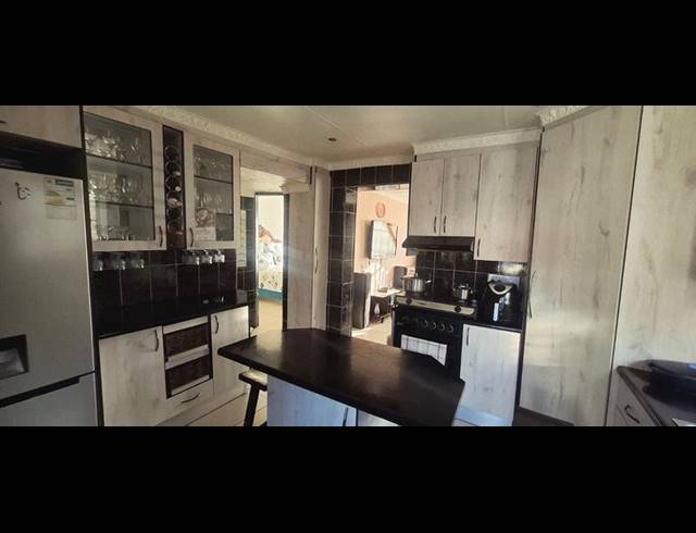 3 BEDROOM HOUSE FOR SALE IN REIGERPARK